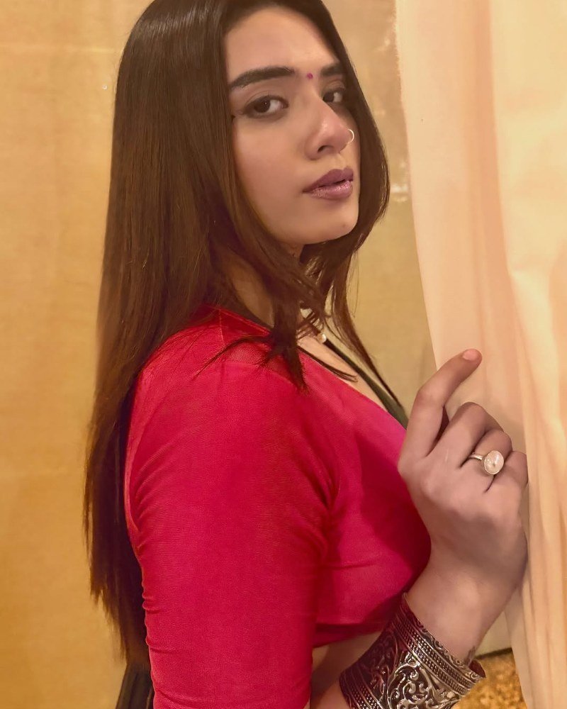 Sakshi